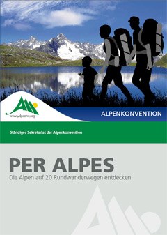 Per Alpes enthält viele hilfreiche Informationen, um die vielfältigen Landschaften aber auch lokale kulturelle Besonderheiten der Alpen per piedes und mit den öffentlichen Verkehrsmitteln zu entdecken.