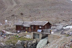 I cambiamenti climatici in alta montagna: il Comitato Ev-K2-CNR intende intensificare il monitoraggio climatico in alta montagna.
